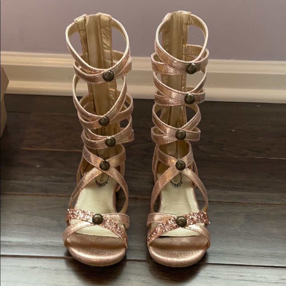 Joyfolie T12 (size 12) gladiator sandal